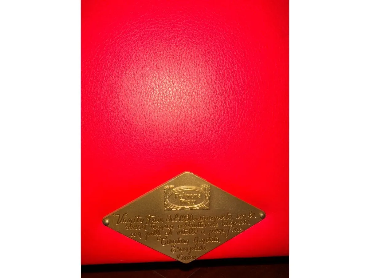 Poltrona Vanity Fair in pelle rossa 2