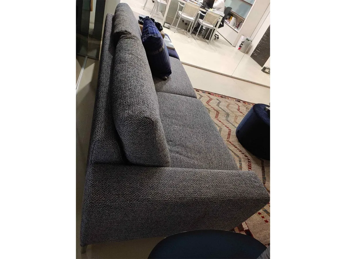 Sofa-Set Driver LT aus Stoff mit 2 Samt-Hockern 6
