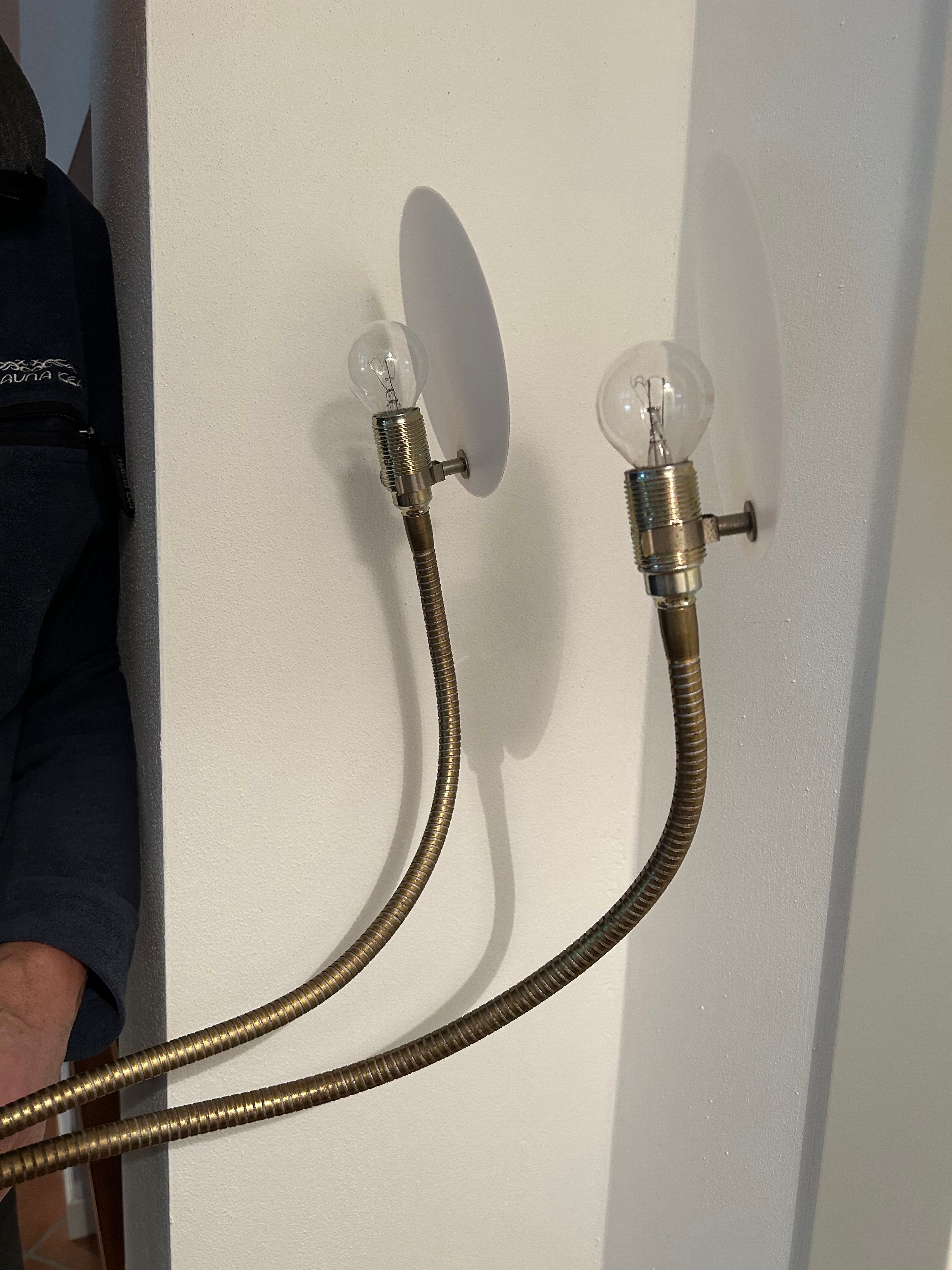 Minimalistische wandlamp 15 messing Side