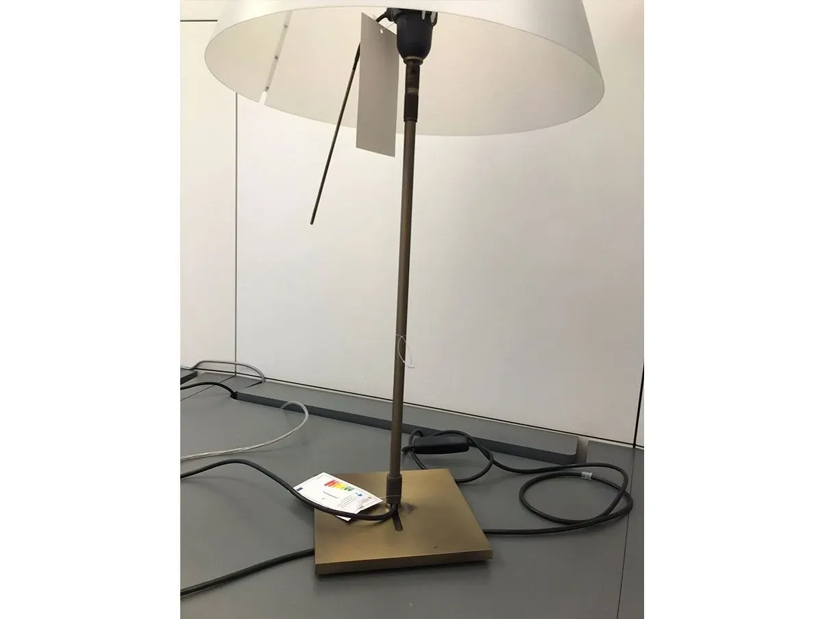 Costanza Tischleuchte Limited Edition (Bronze) 4