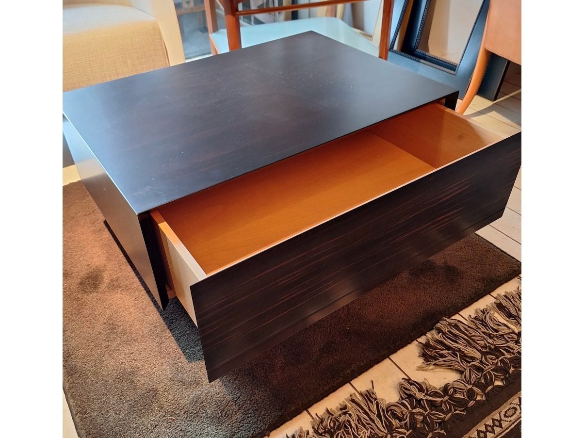 Set of 2 Time bedside tables in canaletto walnut and beech by Massimo Scolari, Giorgetti Front