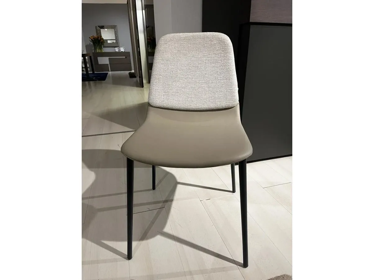 Set of 4 Ermes chairs in eco-leather and fabric, Lago 9