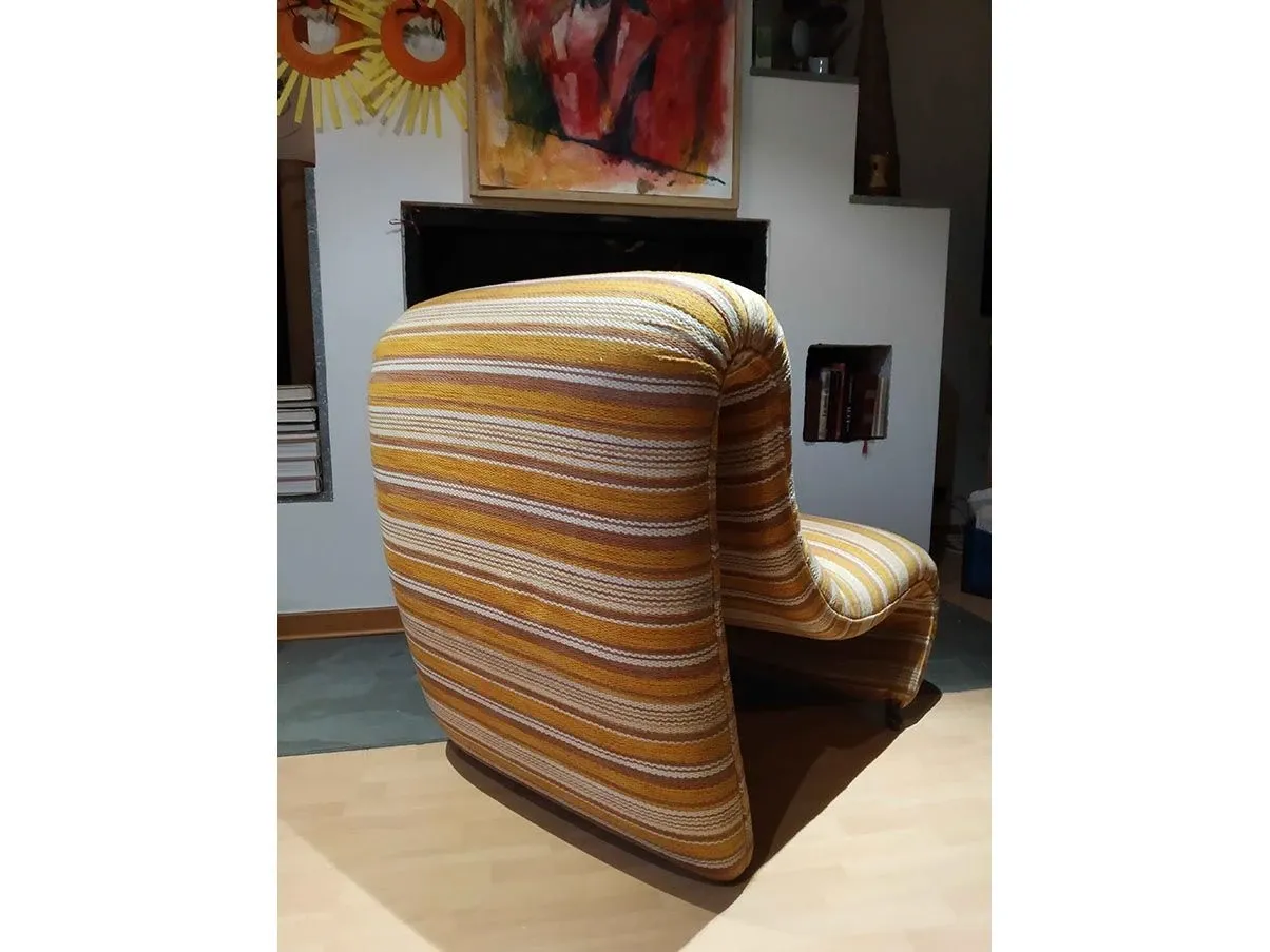 Poltrona vintage Bruco rivestita in tessuto (arancione) 1