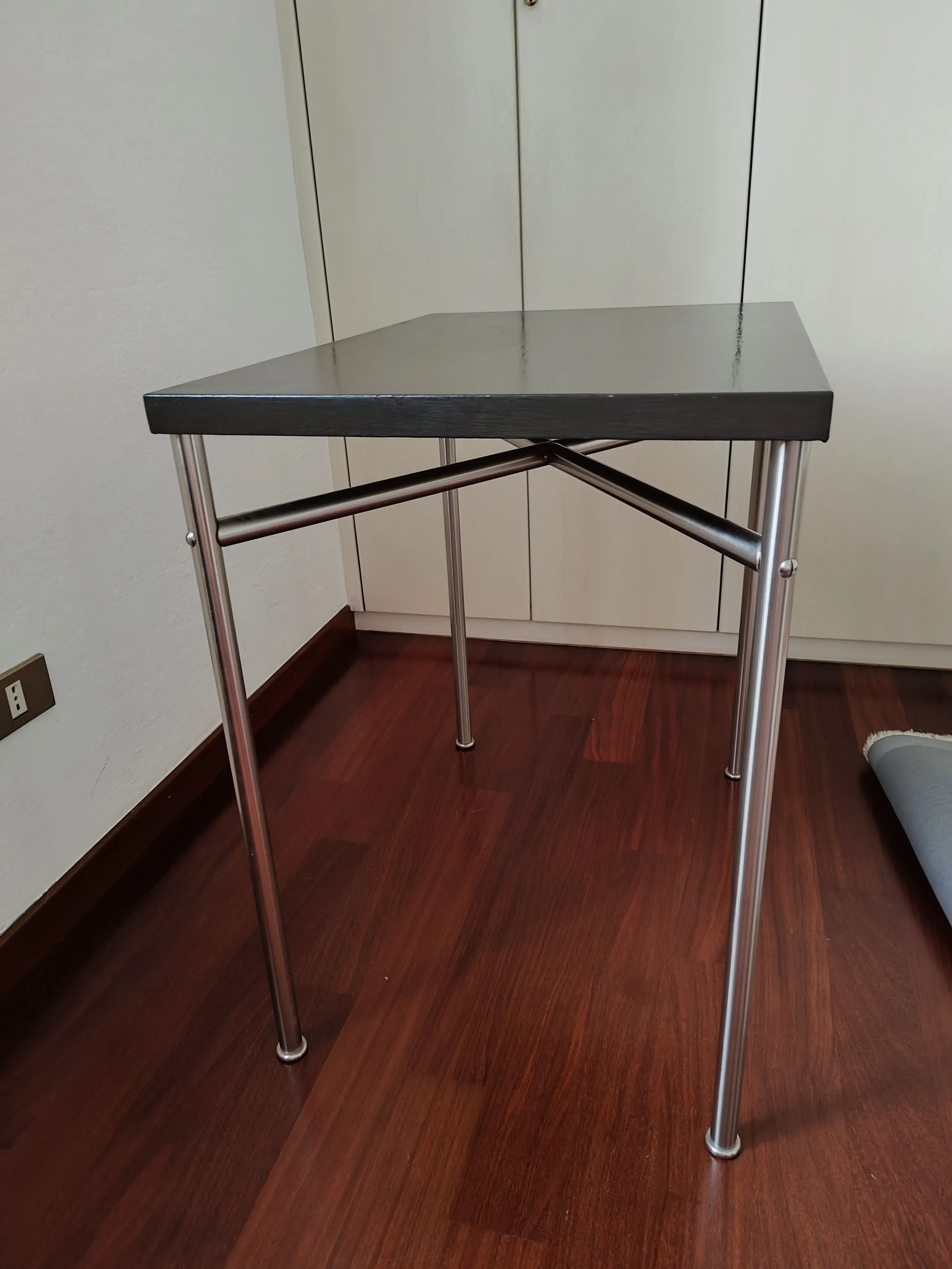 Esprit Nouveau table Le Corbusier and Pierre Jeanneret 3