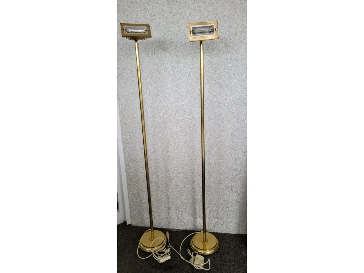 Set 2 lampade da terra Modulo vintage in ottone, Microdata Milano 1
