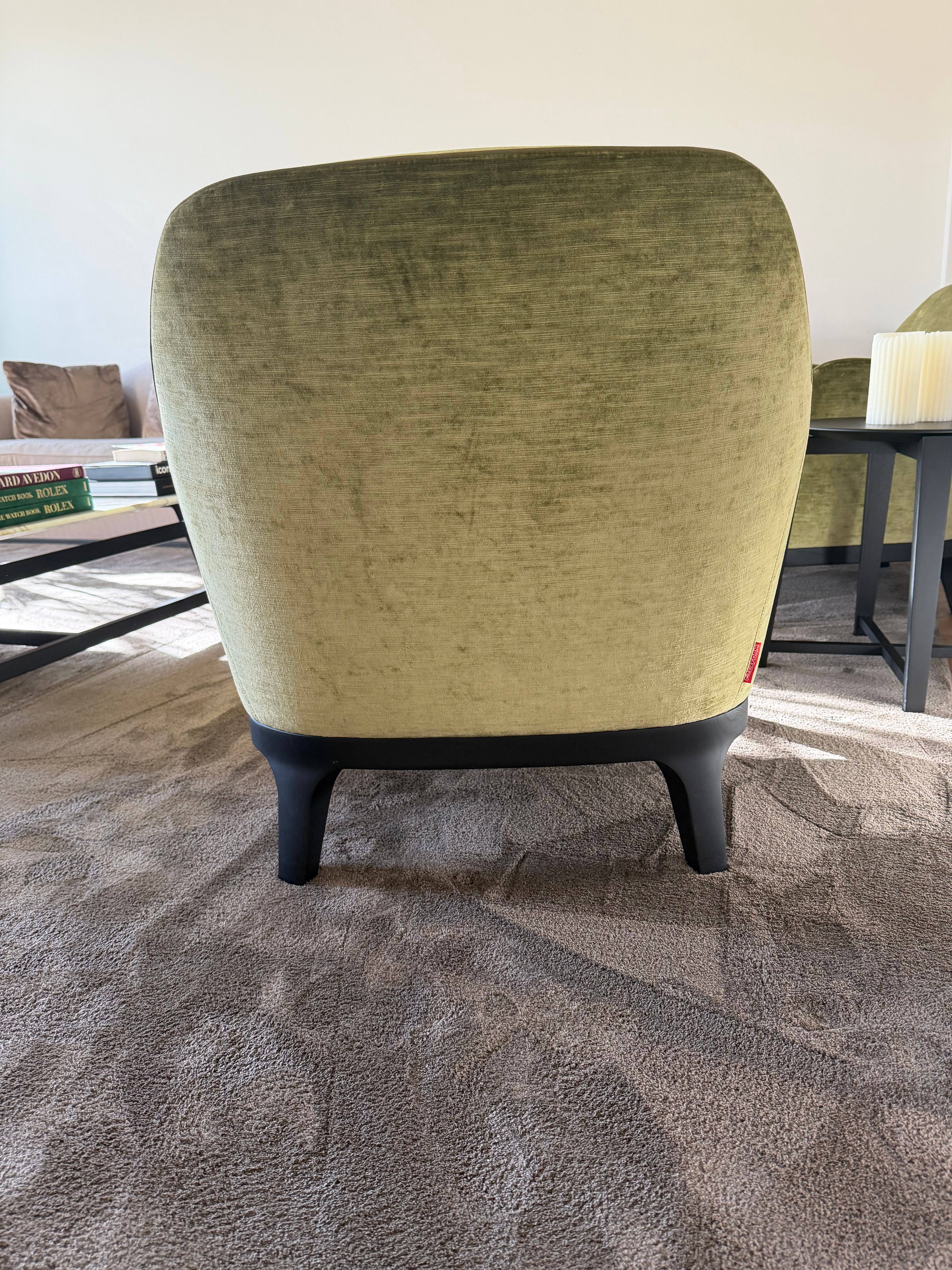 Sillón Lysandre 20 de terciopelo verde y fresno macizo Details