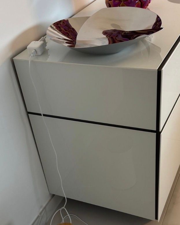 Madia Globo colore bianco Side