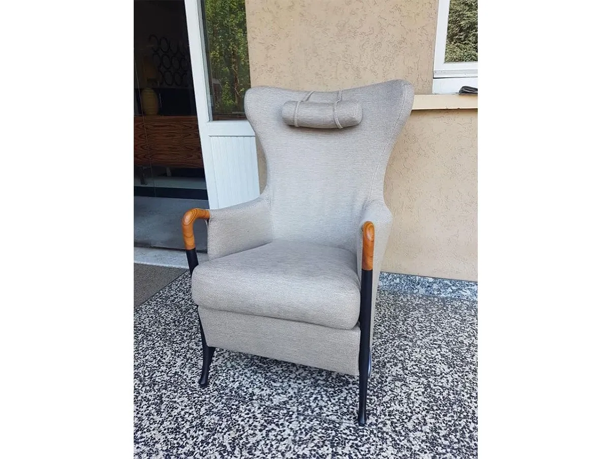 Bergère Progetti 63340 in fabric with headrest, Giorgetti 