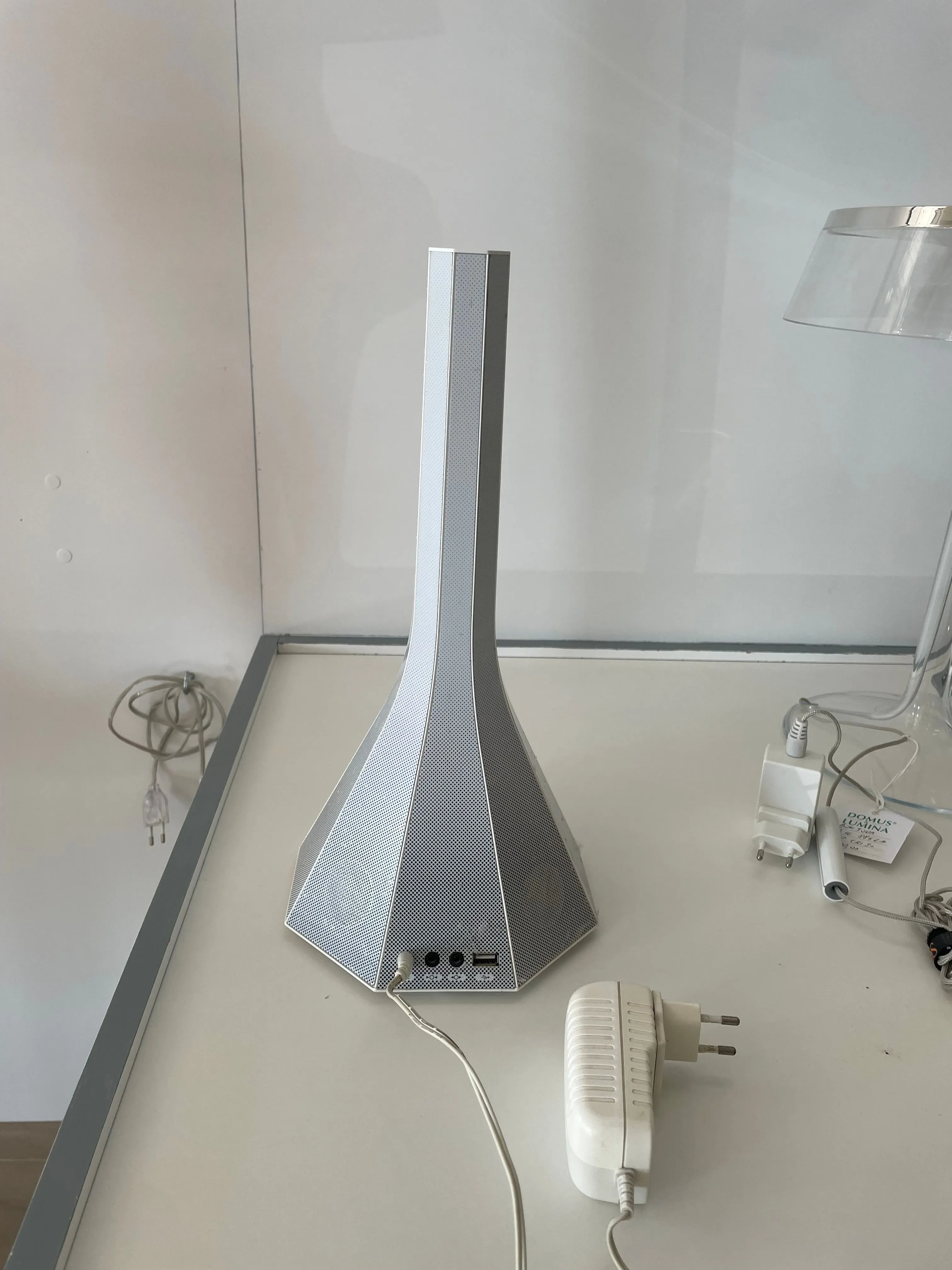 Lampada da tavolo Diva multifunzione, Rotaliana  1