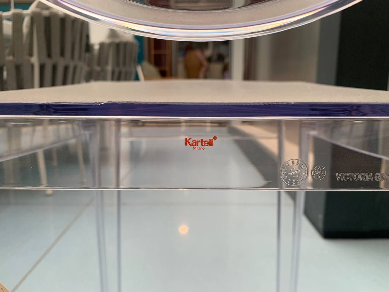 Victoria Ghost Chair in Clear Polycarbonate Front