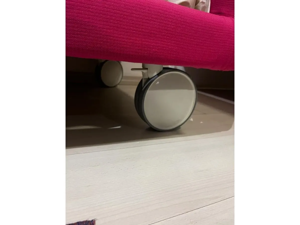 Manhattan bed with wheels, Dielle 8