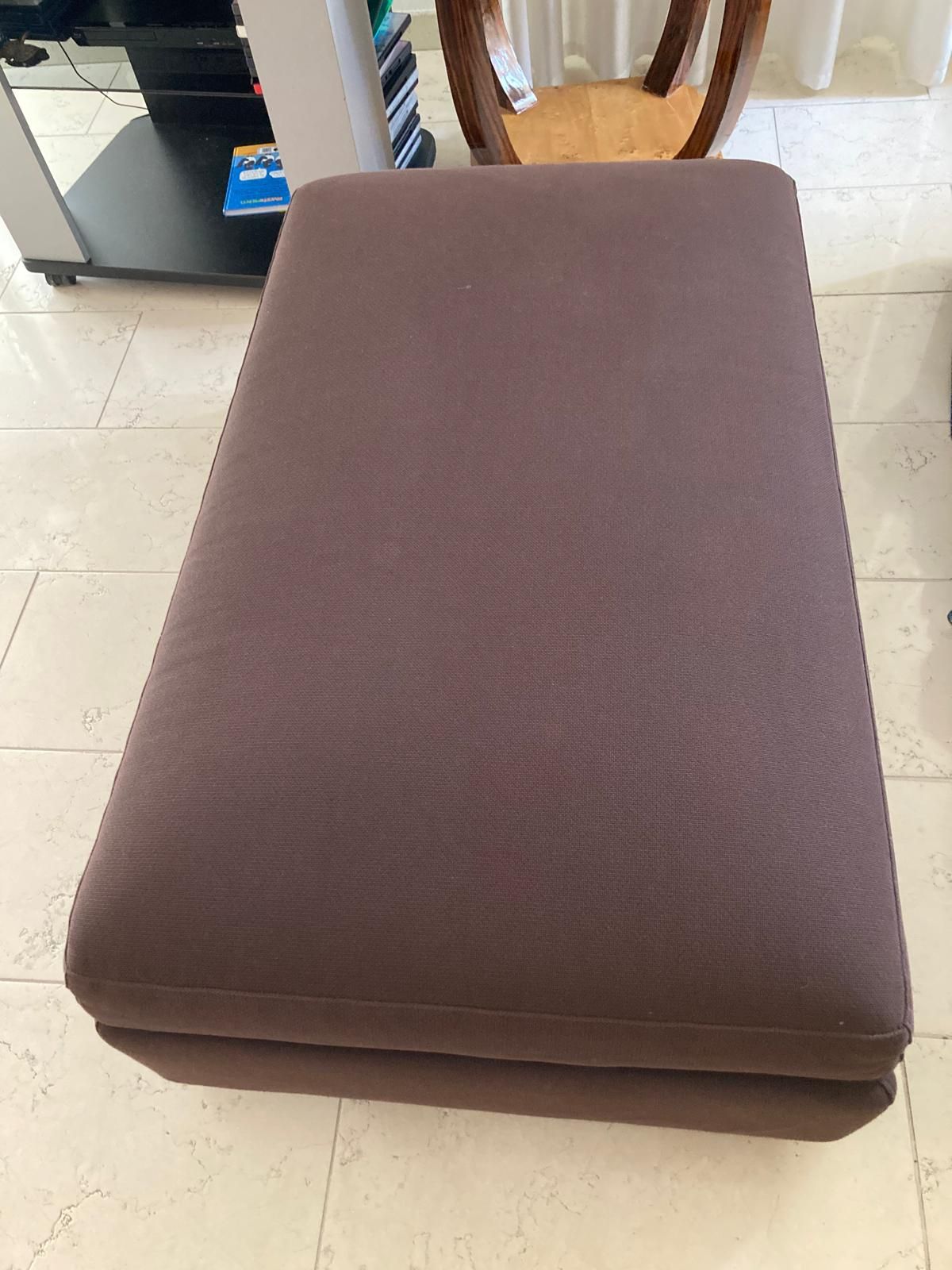 Divano 4 posti Mister di Philippe Starck Details