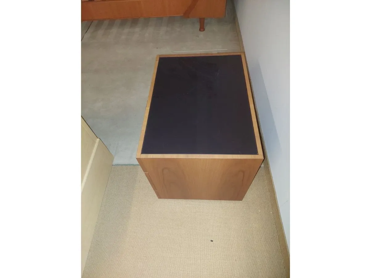 Norma bedside table in walnut, Giorgetti 3