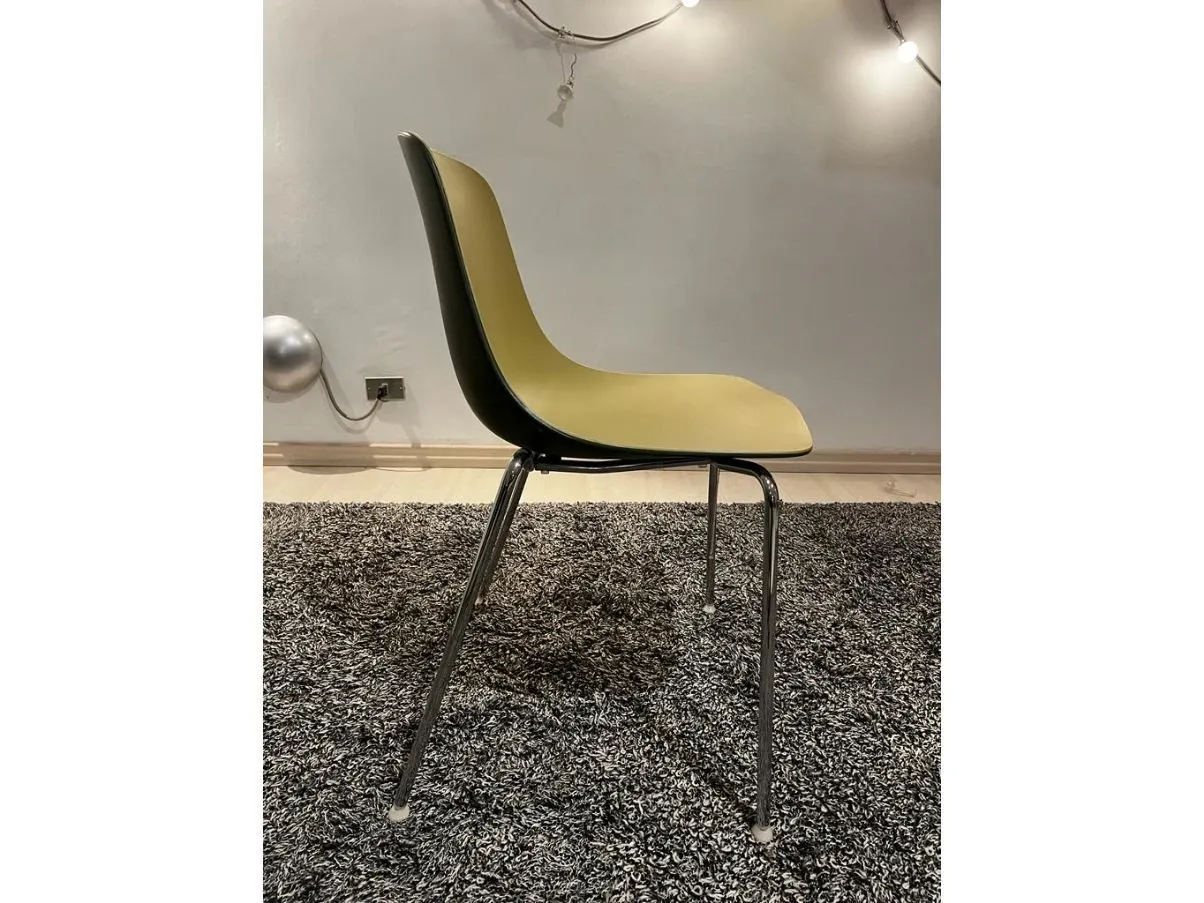 Sedia Loop verde, Infiniti 1