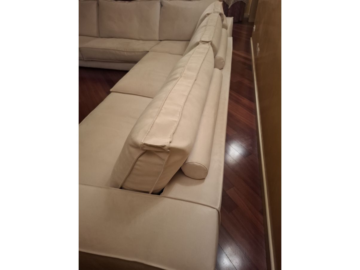 Sofá rinconero modular Terminal Gold Defects