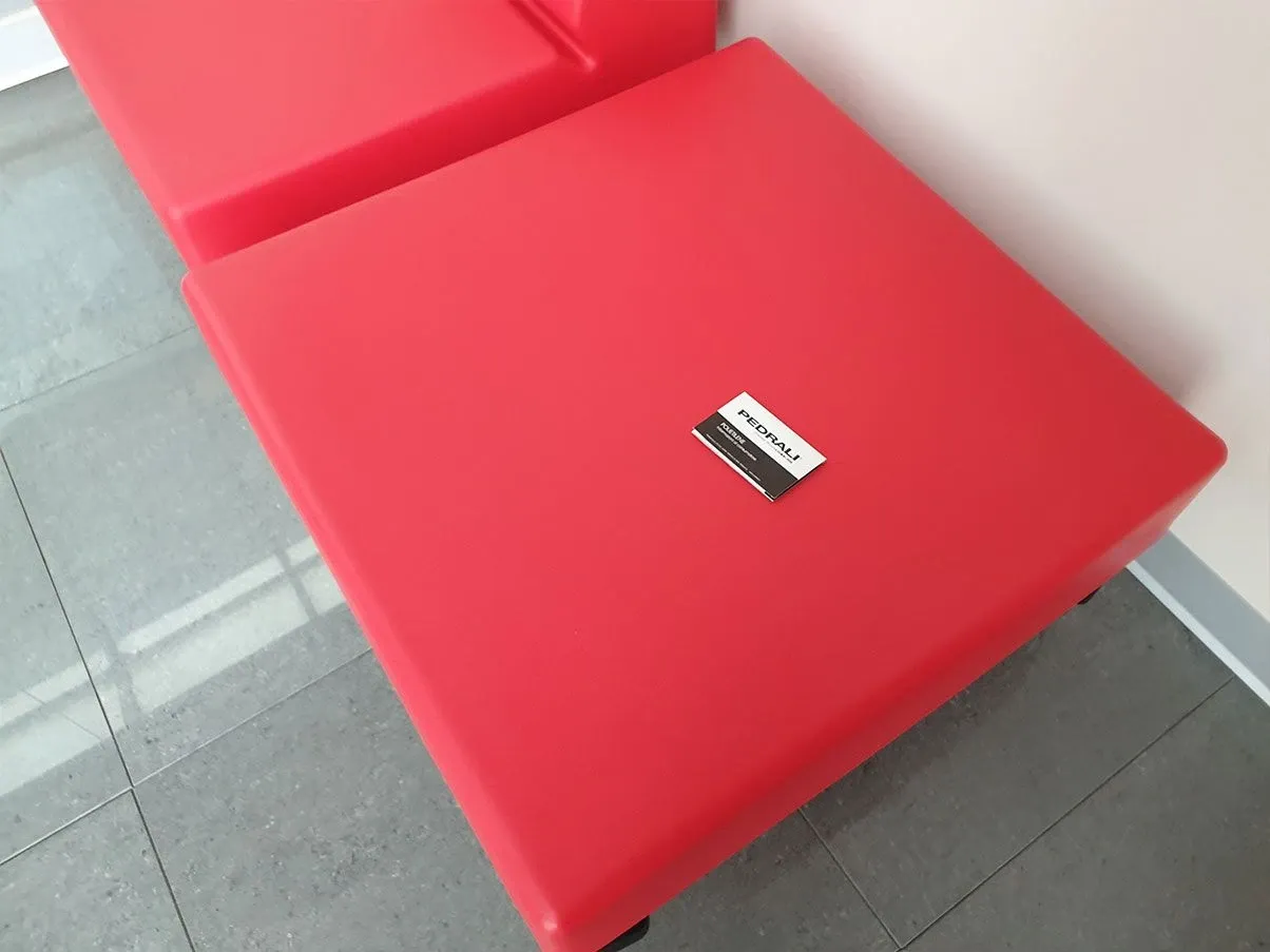 Poltroncina Host Lounge 790+792 con pouf (rosso), Pedrali 5