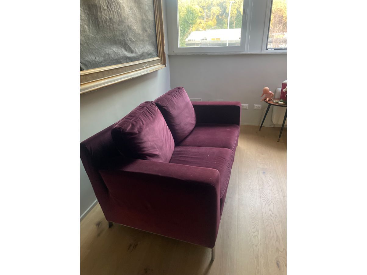 Divano 2 posti Lido in velluto bordeaux Side