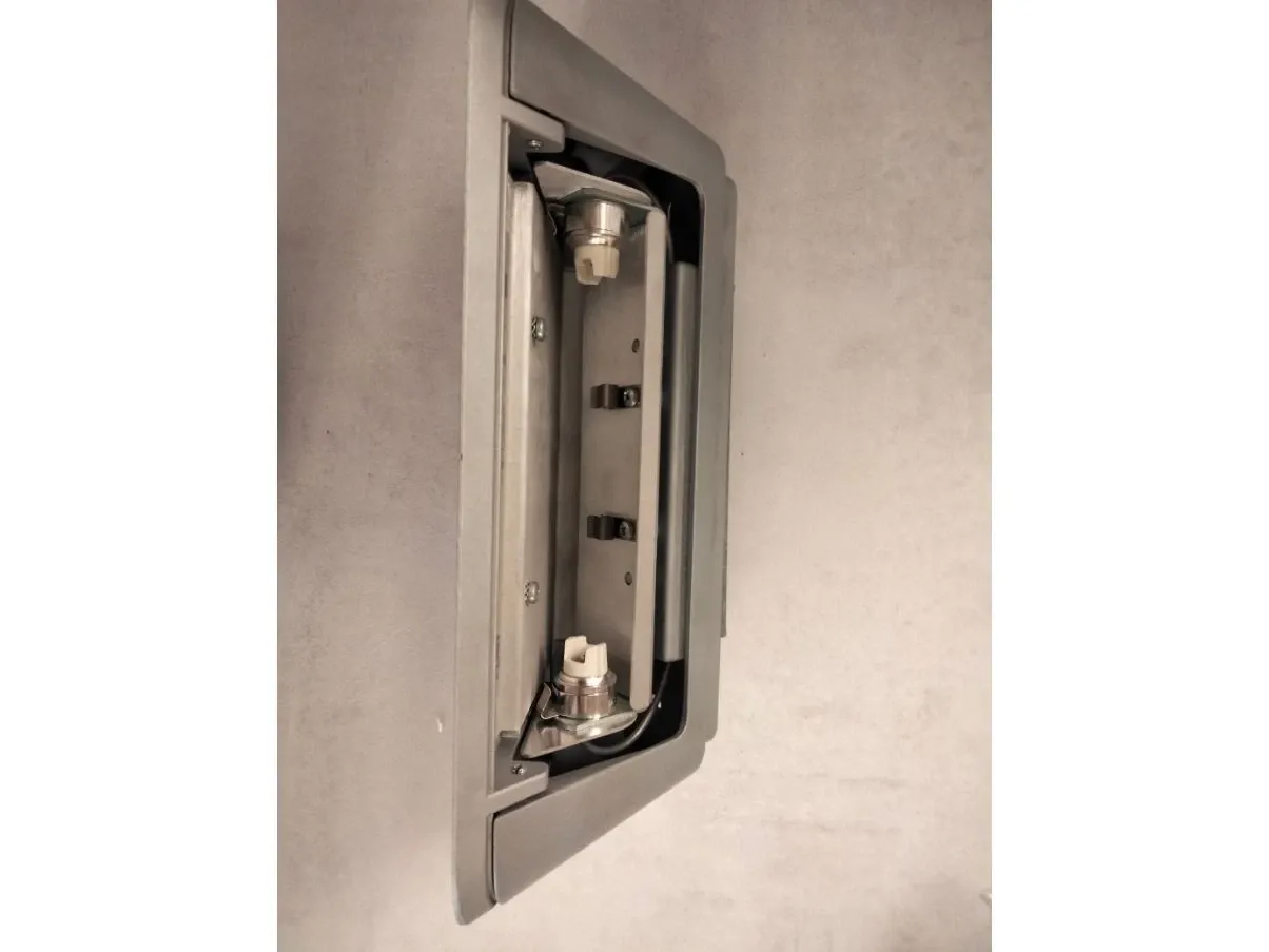 Lane wall light in aluminium, Luce Plan 5