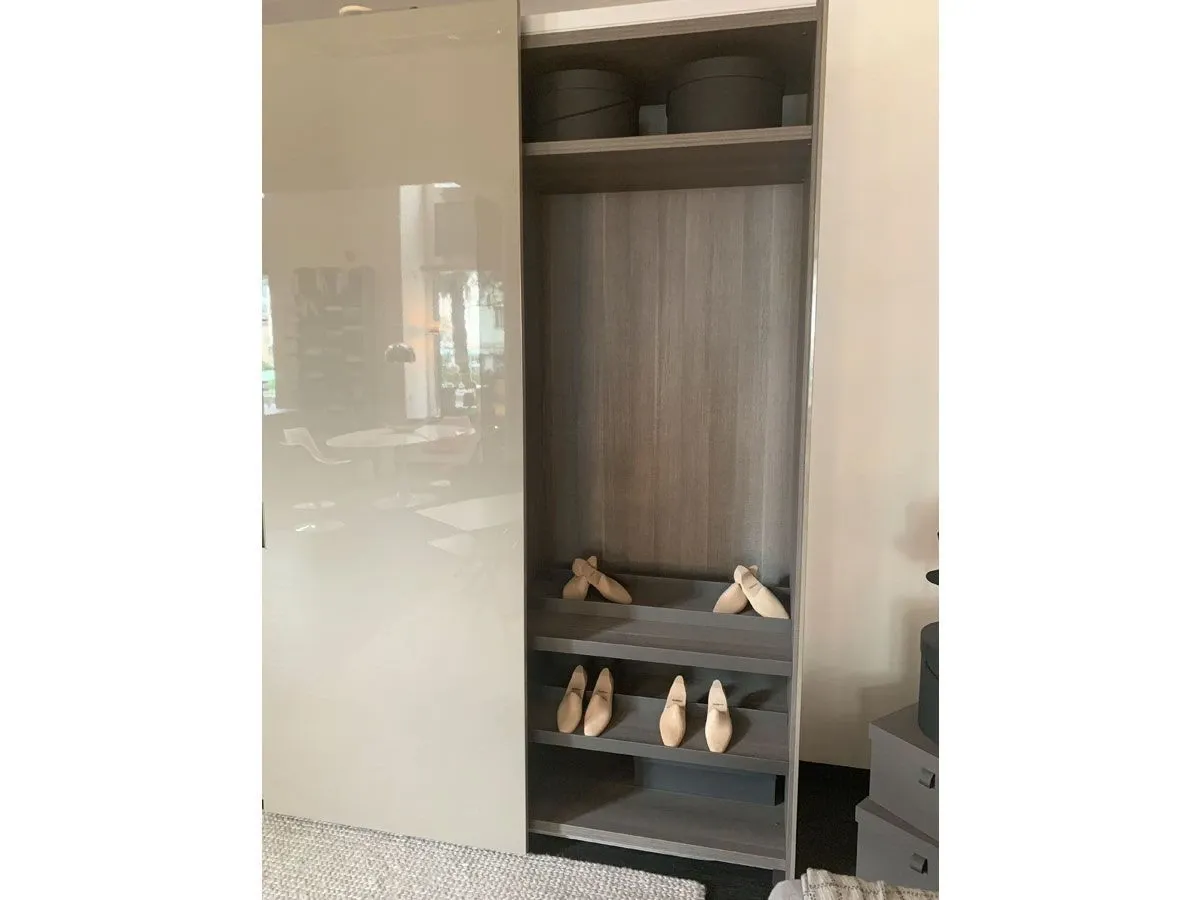 New Entry wardrobe with 3 doors, Poliform 6