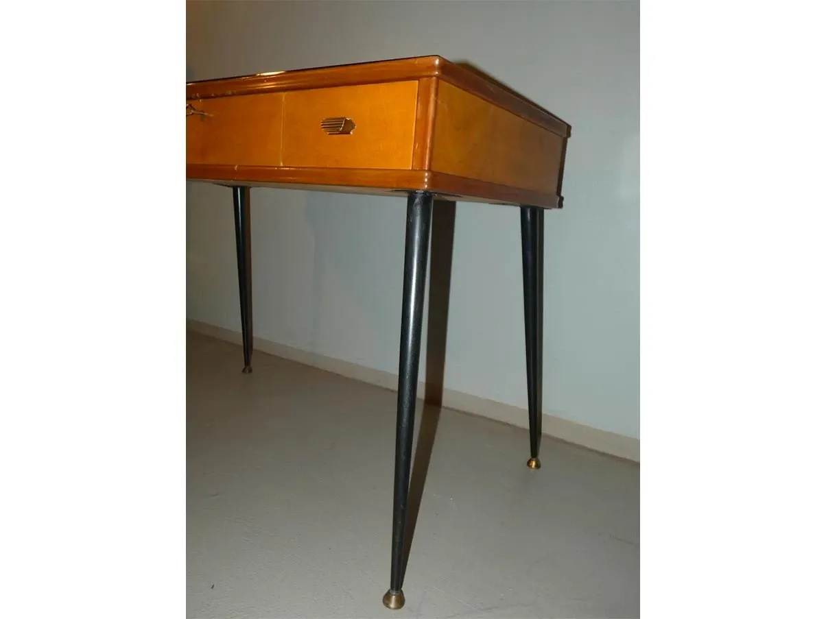 Schreibtisch aus Buche und schwarzem Opalglas (1950er Jahre) 6