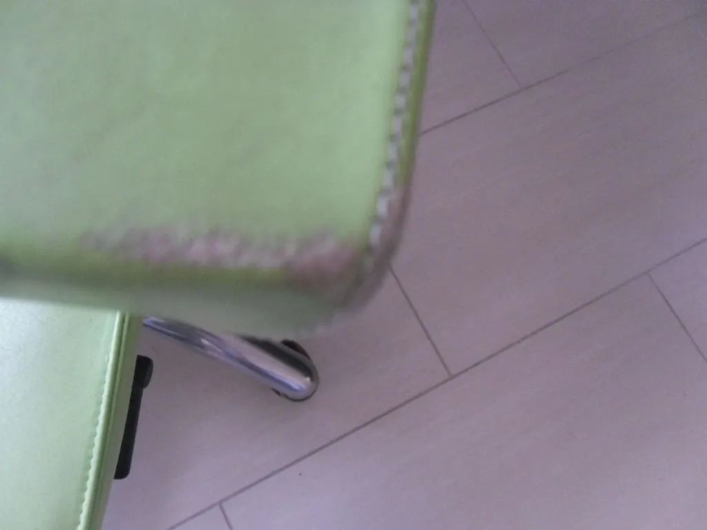 Adjustable Brief armchair in leather (green) 5