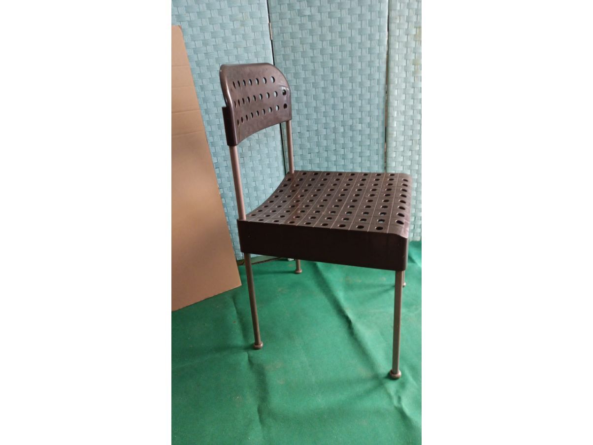 Sedia Box vintage di Enzo Mari, Anonima Castelli Side