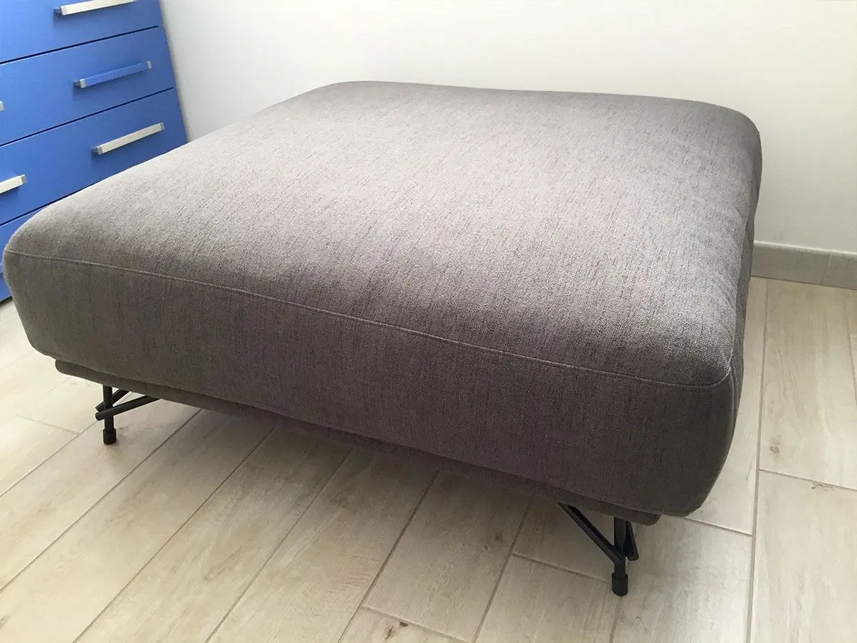 Pouf quadrato Lennox in tessuto (grigio), Ditre Italia 1