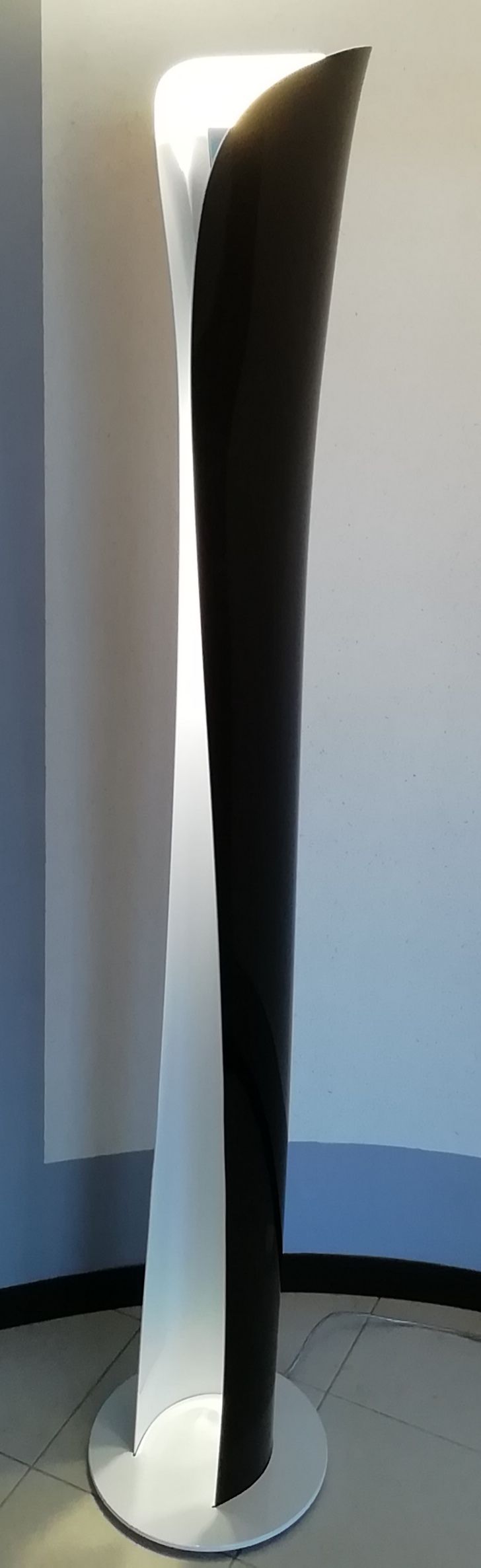 Lampada da terra Cadmo in acciaio Main