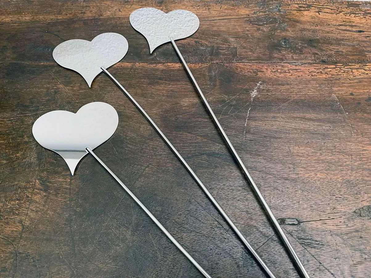 Set 3 accessori decorativi a forma di cuore in ottone, Mesa 3