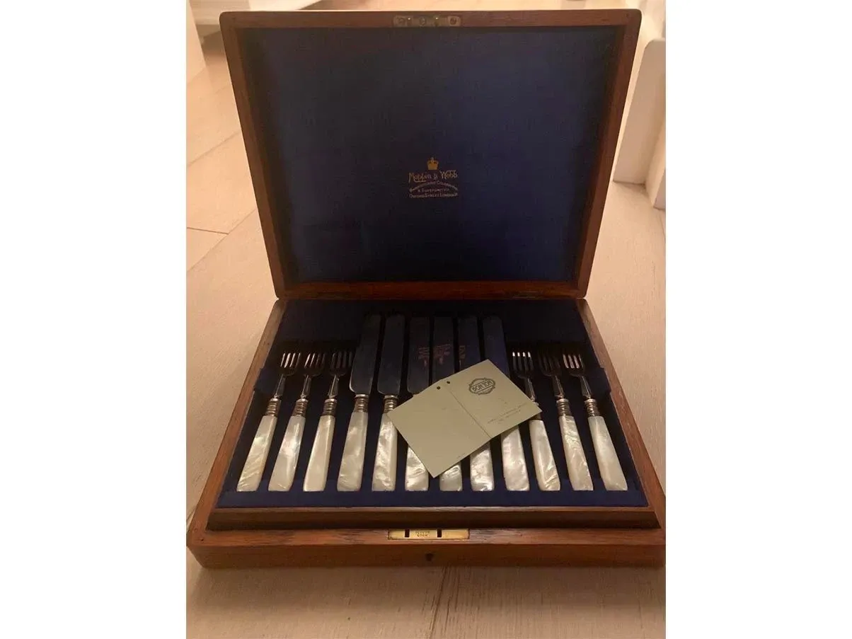 Antique cutlery set for 6 people (19th century), Mappin and Webb 1