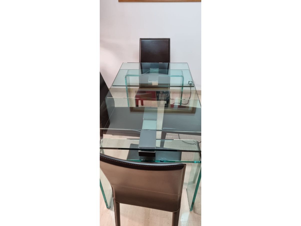 Set of Azimut extendable table and 4 Margot chairs Front