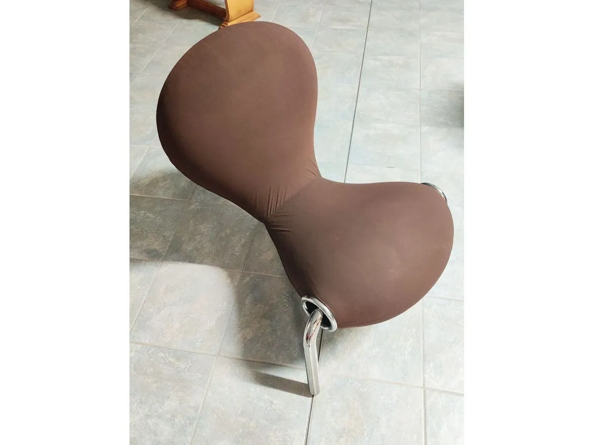 Embryo Chair 2