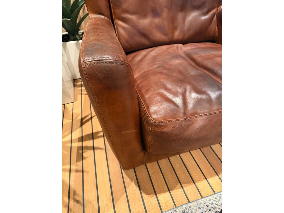 Brown leather armchair Optional9