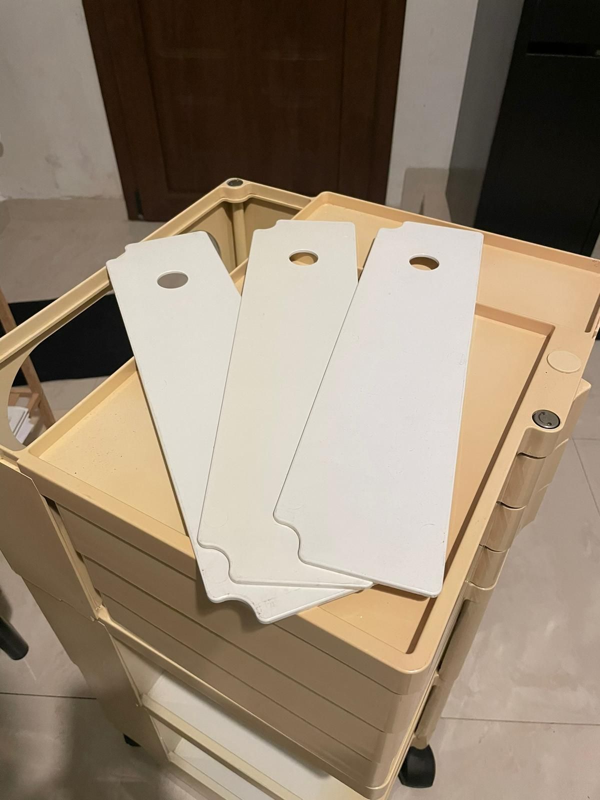 Boby container trolley in beige ABS by Joe Colombo, Bieffeplast Optional8