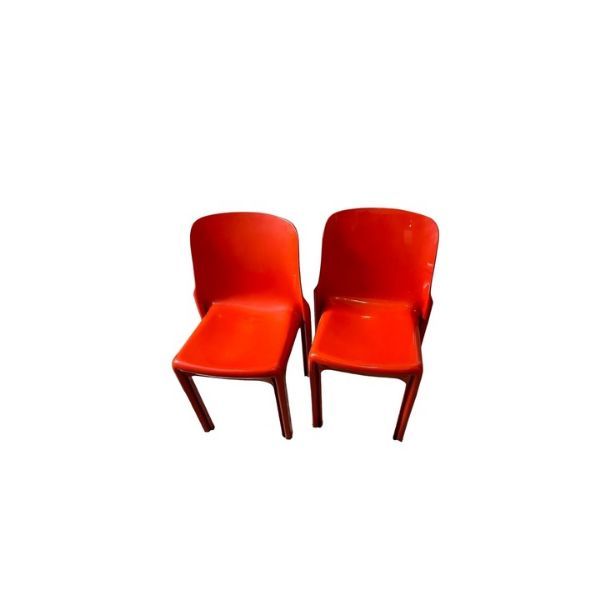 Set of 2 red Selene chairs Vico Magistretti, Artemide image