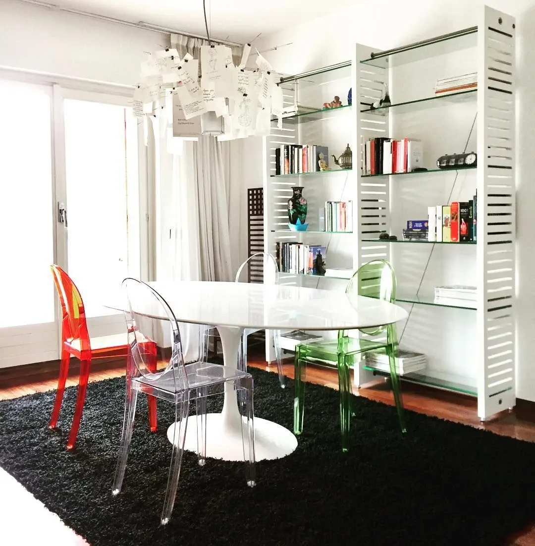 Victoria Ghost (orange), Kartell 3
