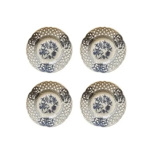 Set of 4 plates with vintage Blue Danube perforated edge, 