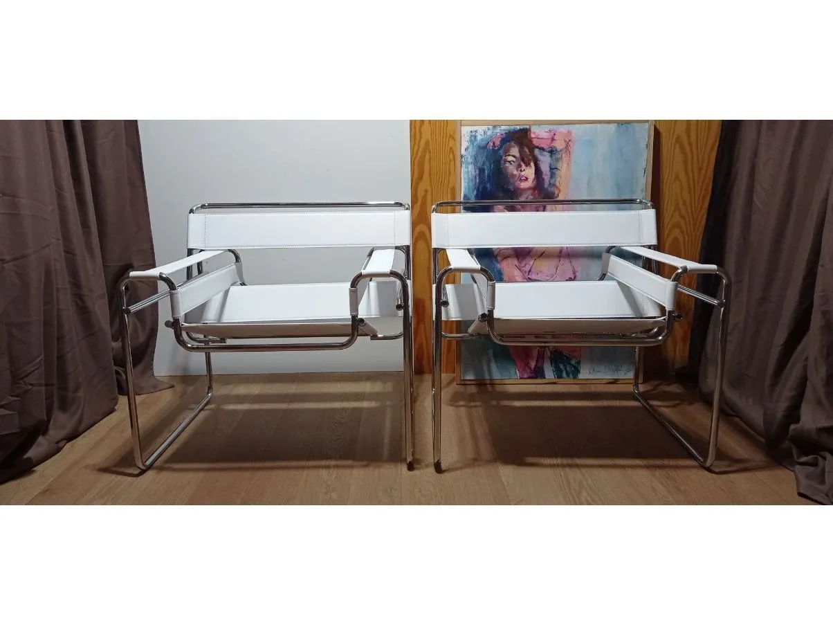 Set of 2 white Wassily armchairs in leather, Alivar 1