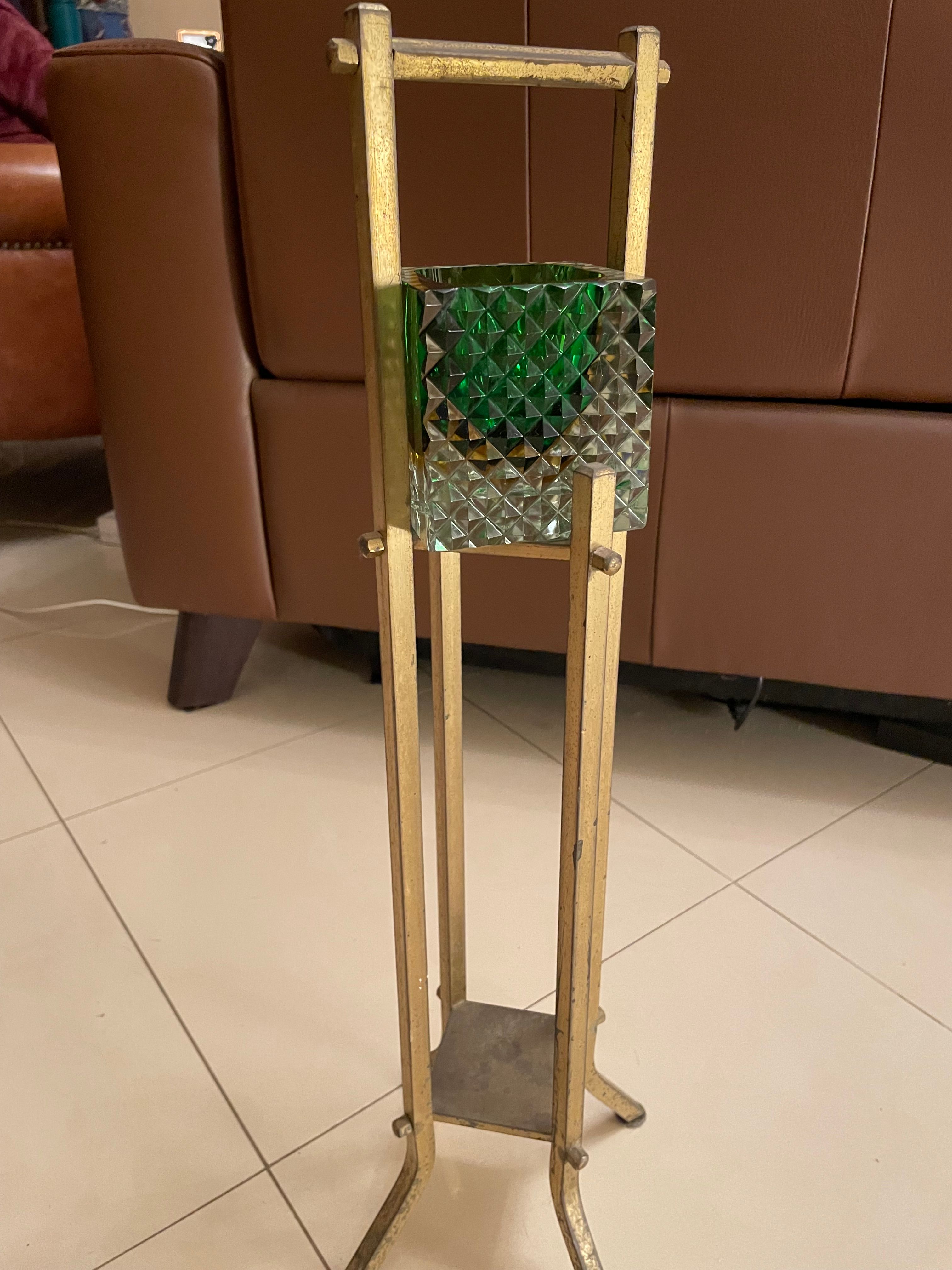 Posacenere con base ottone in vetro di Murano verde Main