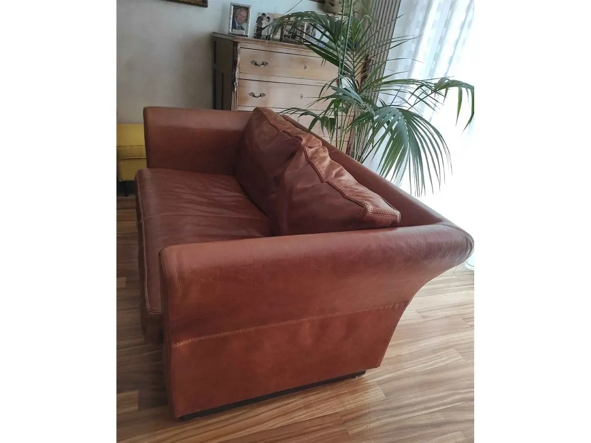 2 seater leather sofa (brown)