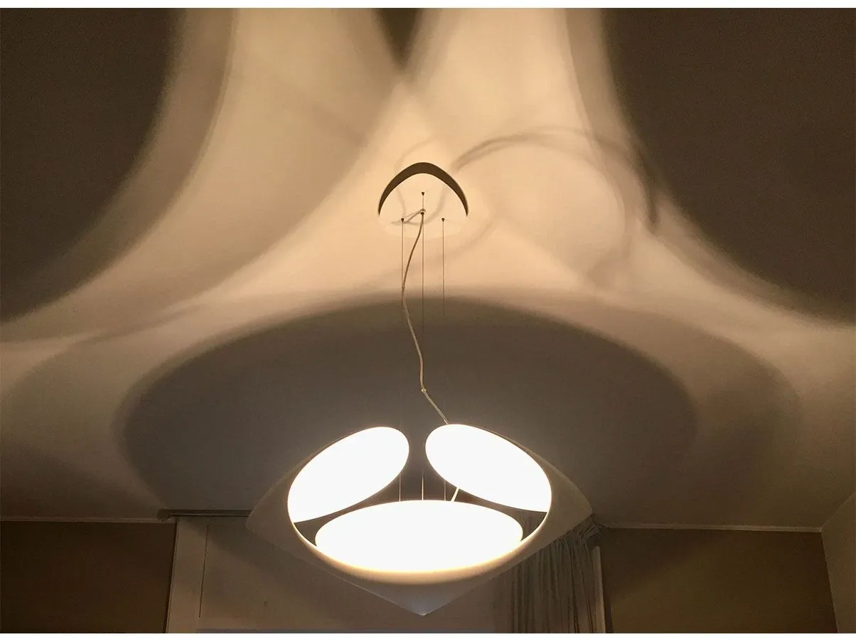 Lampada a sospensione Clover (bianco), Kundalini 1
