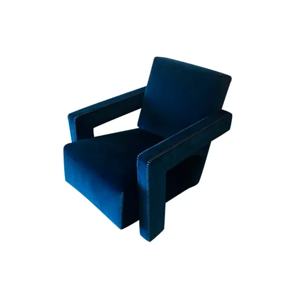 Utrecht iconic armchair in velvet (blue), Cassina image