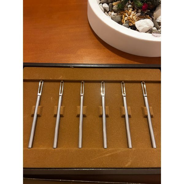Set di 6 forchettine di Opi Milano image