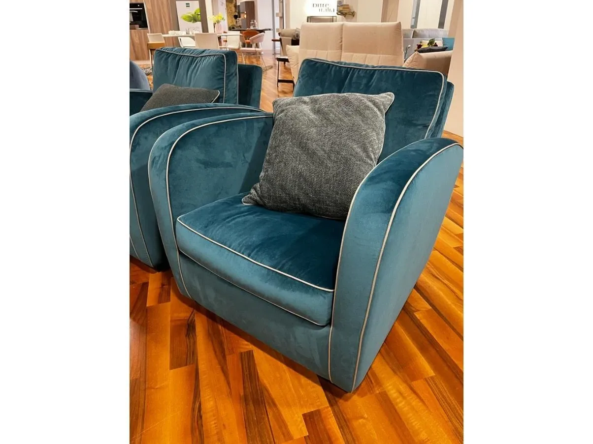 Set 2 poltrone Carmen con 2 pouf, Cava 4