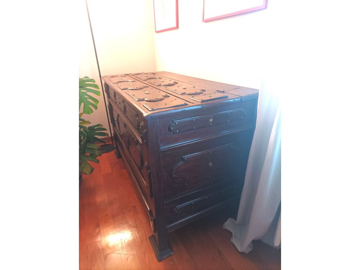 Vintage arcile in wood and brass ('600), Side