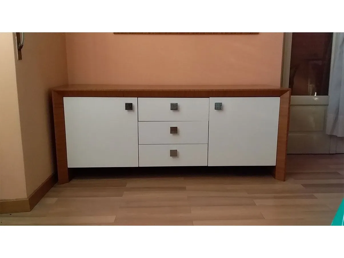Madia Praha con 2 ante e 3 cassetti legno teak, Teknodesign 1