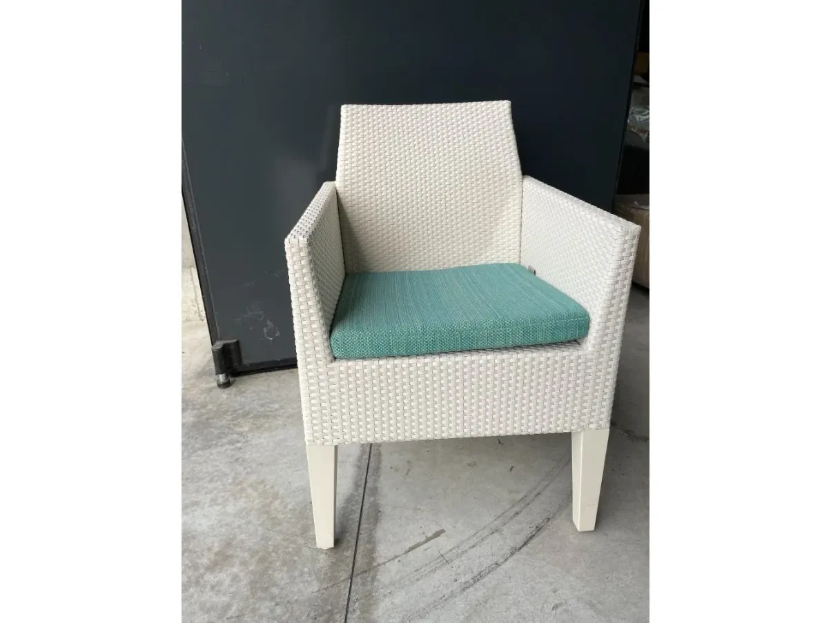 Cortino white chair, Janus et Cie 6