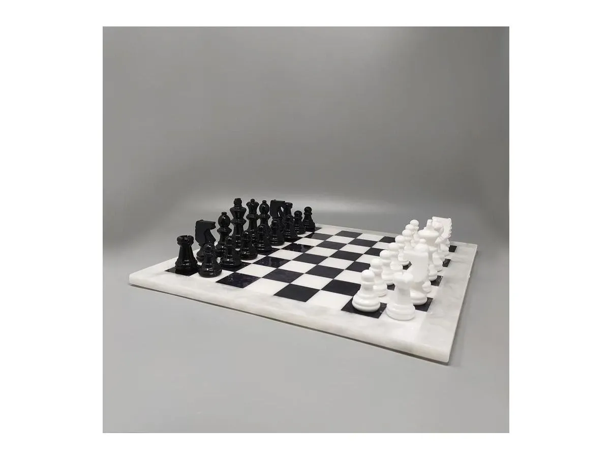 Set di scacchi bianco e nero vintage (anni'70) 1
