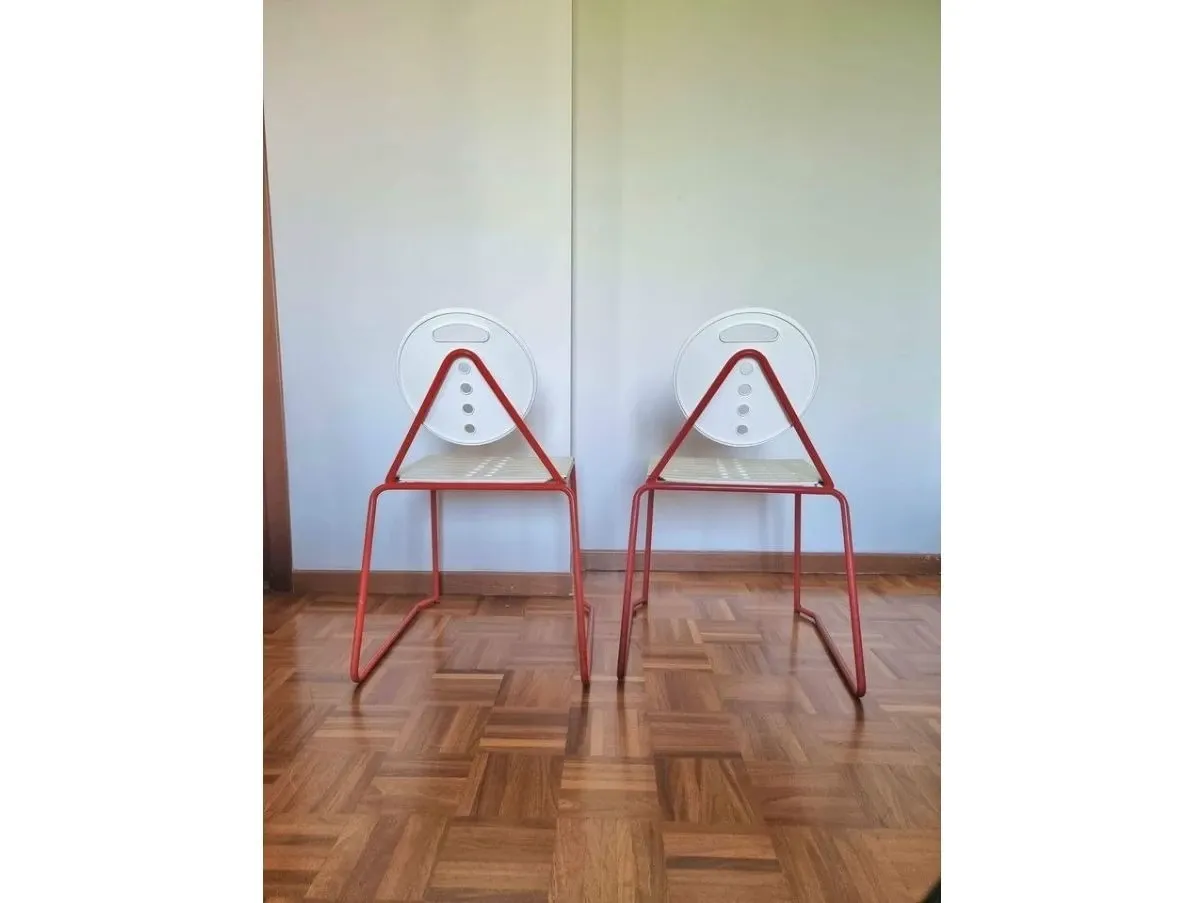 Vintage red and white Charlie chair, Segis 6