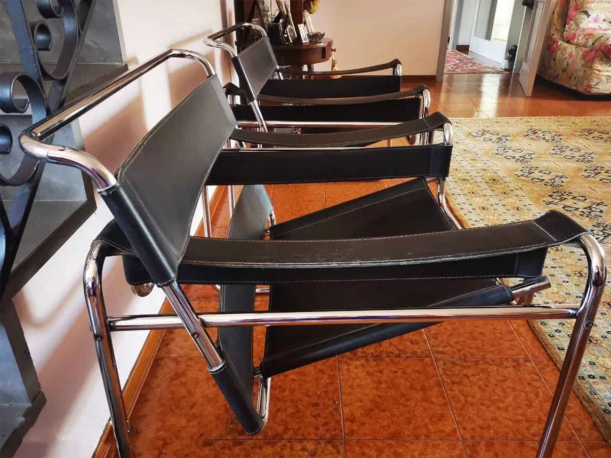 Set of 2 Wassily 135 armchairs in chromed steel and leather, Alivar 